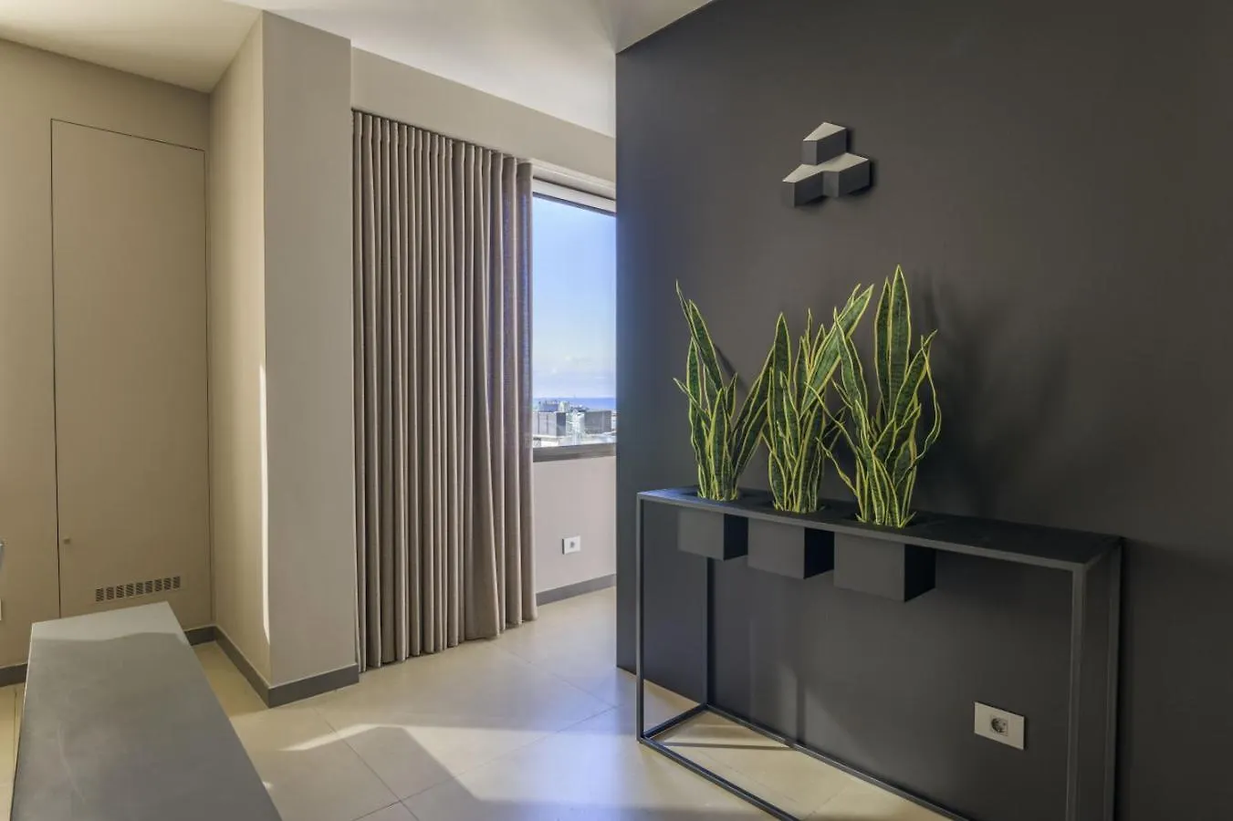 The Corner 1Br In Gemmayze Beirut 0*,  Lebanon