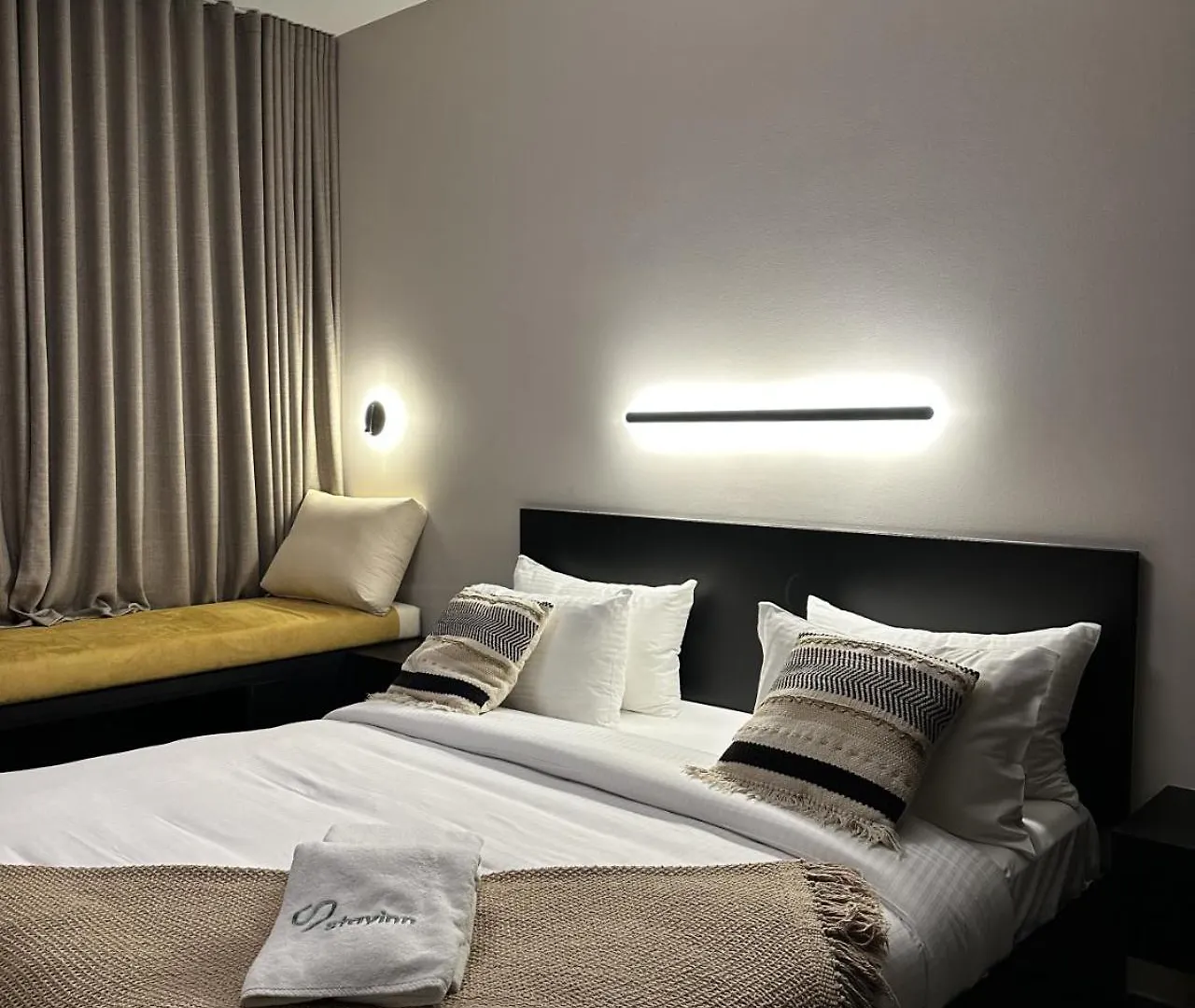 The Corner 1Br In Gemmayze Beirut Apartment