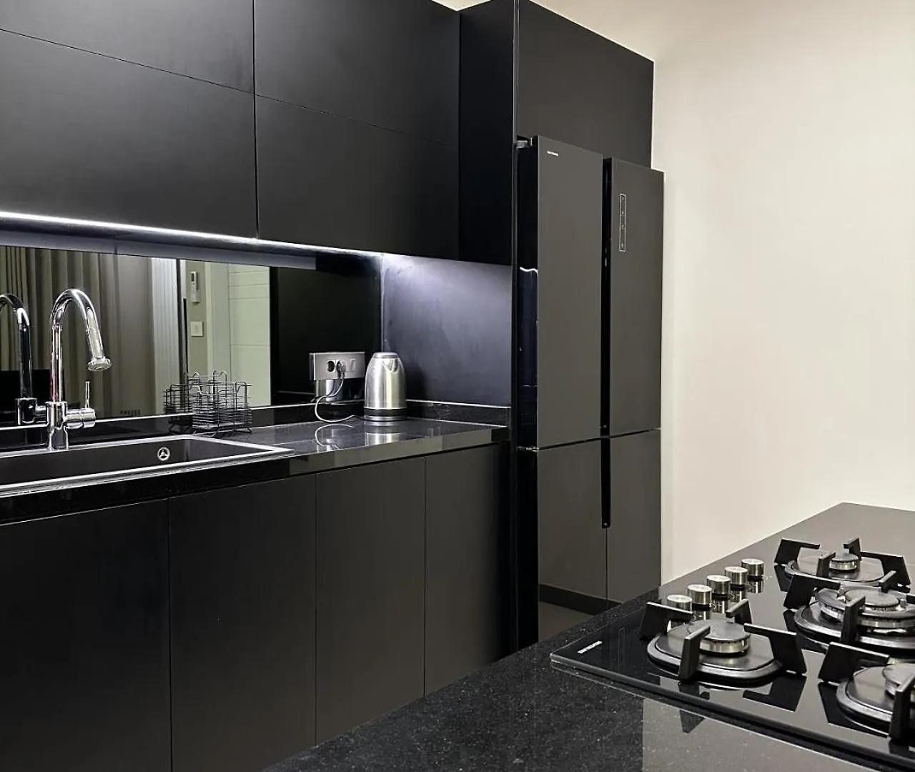 Apartment The Corner 1Br In Gemmayze Beirut