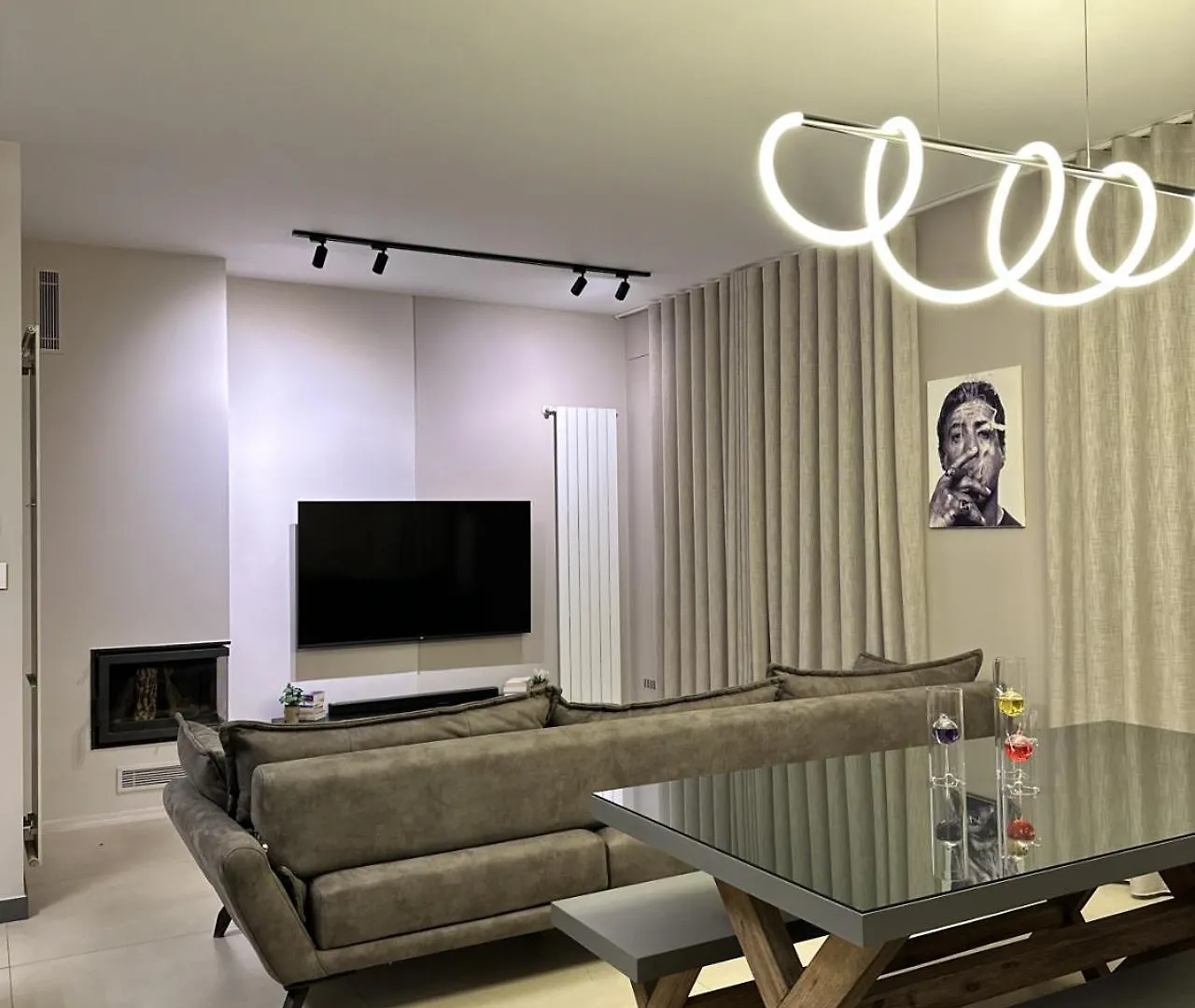 The Corner 1Br In Gemmayze Beirut
