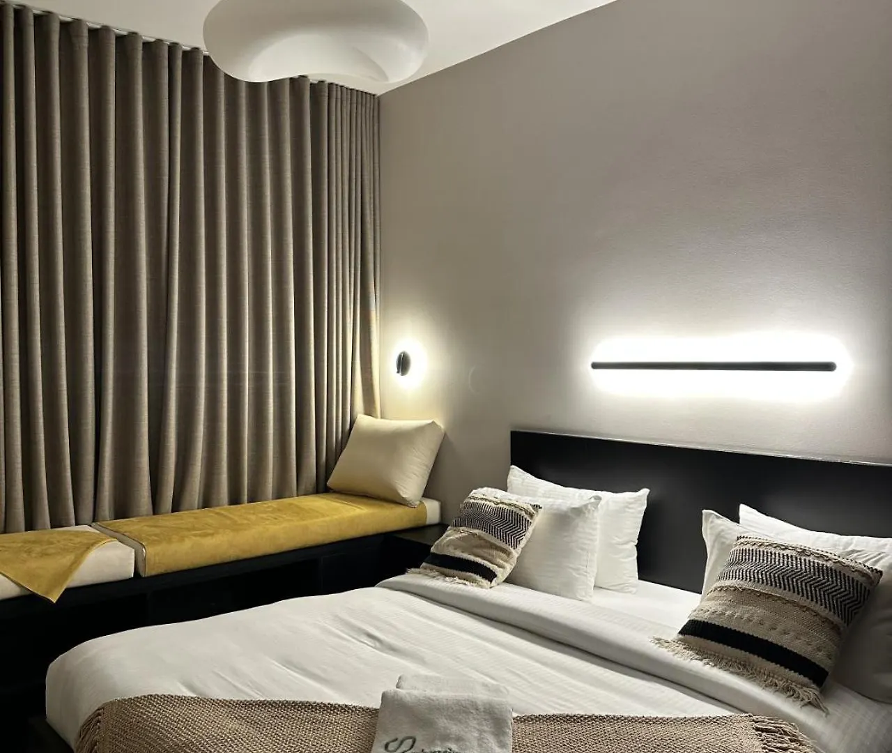 The Corner 1Br In Gemmayze Beirut 0*,